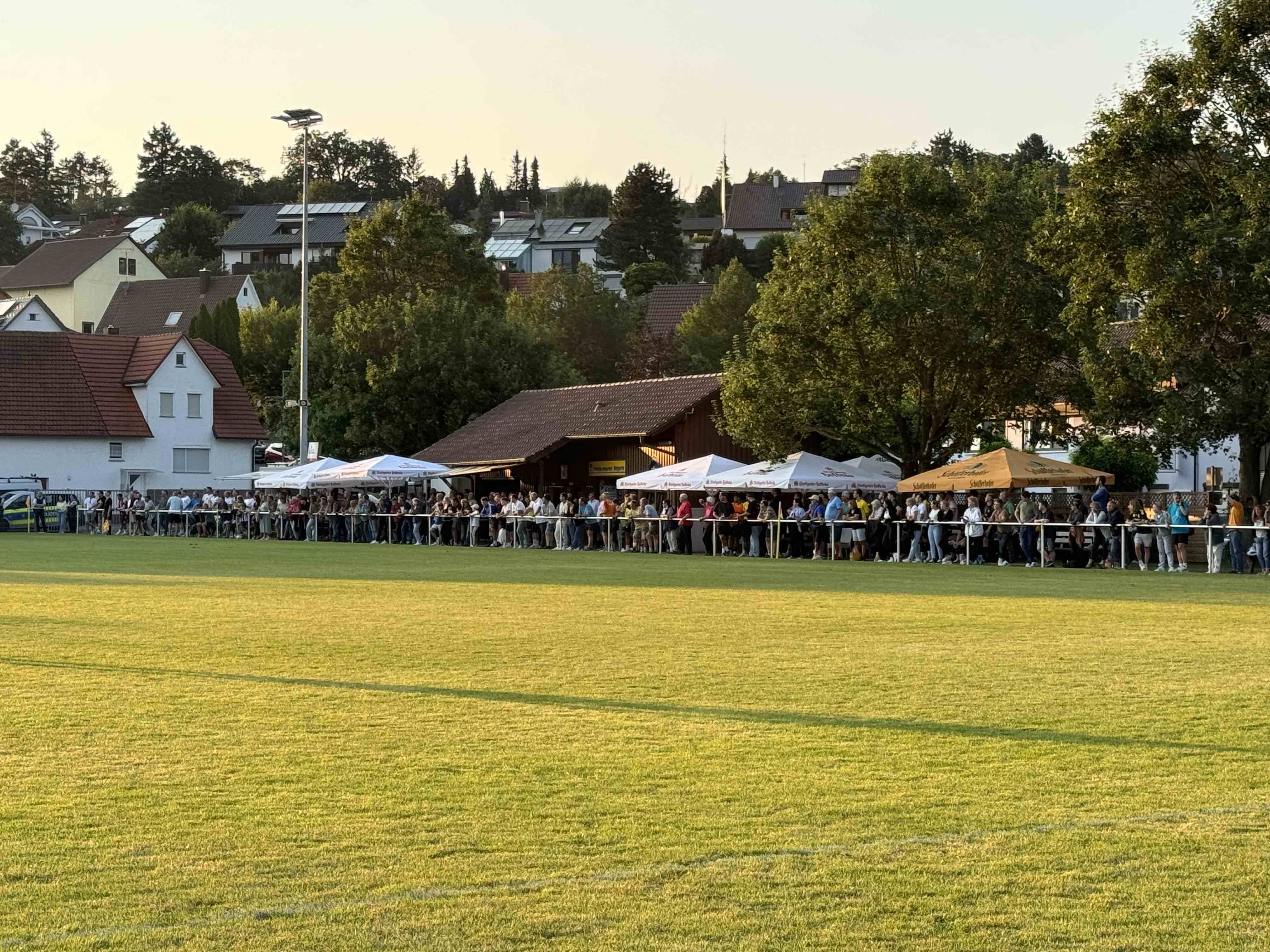 Stuttgarter Hofbräu präsentiert das 8. Eugen-Essig-Gedächtnis-Turnier 2024 | 1. Turniertag